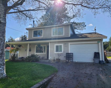 130 Azalea Drive, Klamath