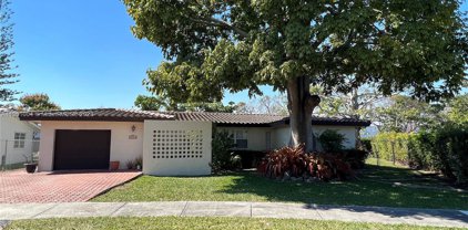 16604 Sw 93rd Ct, Palmetto Bay