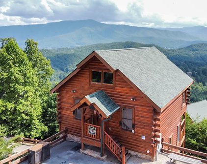 3140 Lakeview Lodge Drive, Sevierville