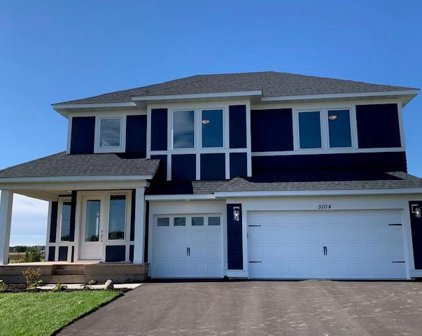 5104 Coronado Drive, Woodbury