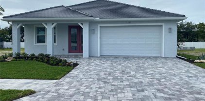 5232 Willow Lake Court, Central Sarasota