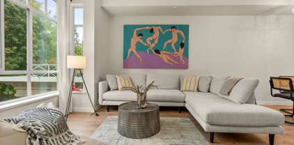 630 Roche Point Drive Unit 301, North Vancouver