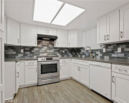 948 W 9th Street Unit 4, San Pedro