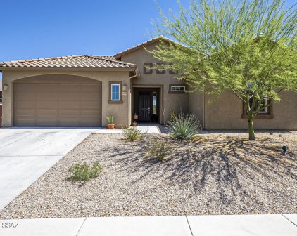 1676 W Seabiscuit, Tucson