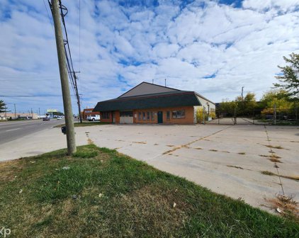 29784 Groesbeck, Roseville