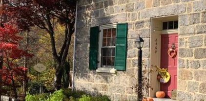 8469 Hill St, Ellicott City