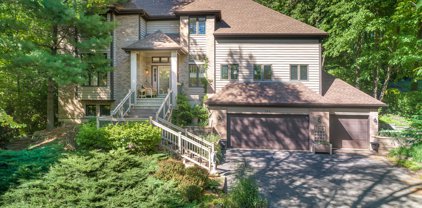 725 Harper Drive, Algonquin