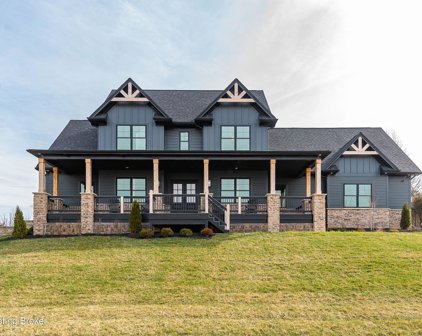 5513 Farmhouse Dr, Crestwood