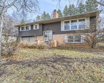 2540 Perry Avenue N, Golden Valley
