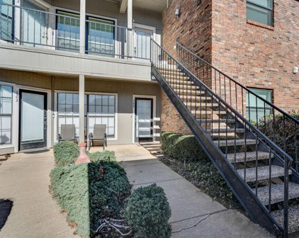 2736 Silver Creek  Drive Unit 122, Arlington