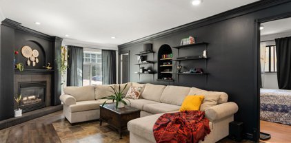 7973 Grand Street, Mission