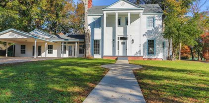 409 Henley Perry, Marshall