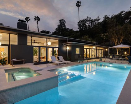 3653  Meadville Dr, Sherman Oaks