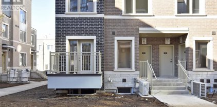 31 Honeycrisp Crescent North Unit 61, Vaughan