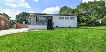 608 Paramount Street, High Point