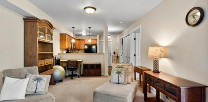 690 32nd Street Unit #B404, Bellingham