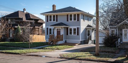 205 West Avenue A, Bismarck