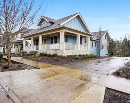 4115 Braden Ln
