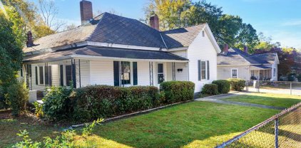 26 W Main St., Ware Shoals