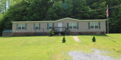 6189 Waterfalls  Road, Lenoir