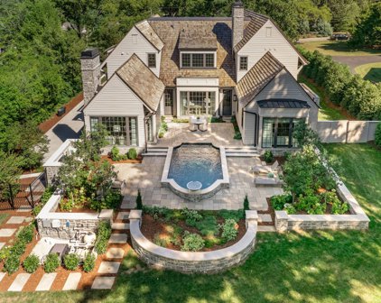 325 Walnut Dr, Nashville