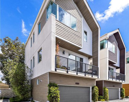 1970 Novus Place, Costa Mesa