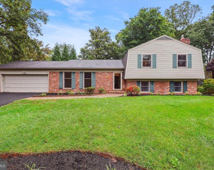 8230 The Midway, Annandale