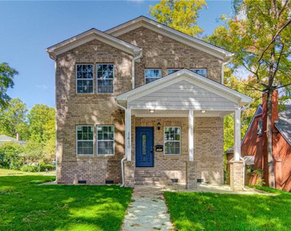 1410 W Friendly Avenue, Greensboro