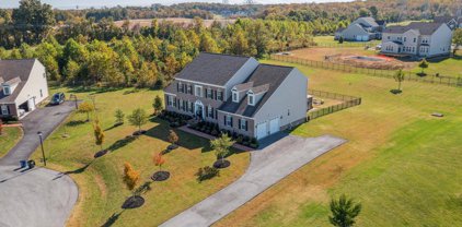 13007 Walkers Ln, Bowie
