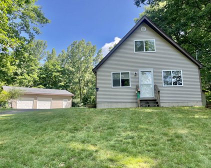 12773 Lakeview Drive, Gowen