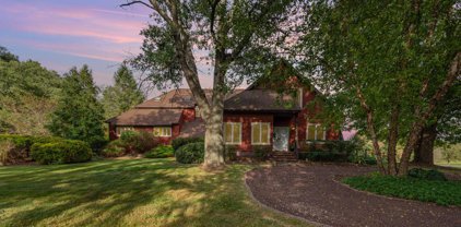 1930 Almond Dr, Finksburg