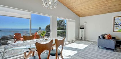 15227 Victoria Avenue, White Rock