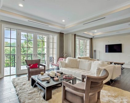 2000 Royal Court Unit #2202, North Hills