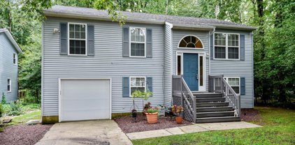1061 Omar Dr, Crownsville
