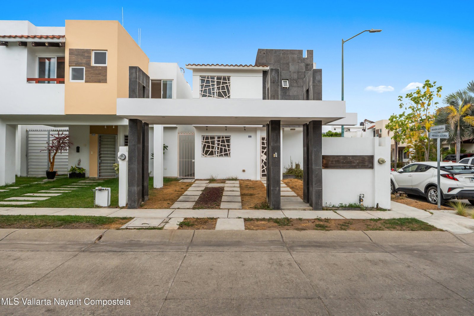 225 PRIVADA ALEGRIA, Puerto Vallarta, JALISCO N/A — Mojoneras