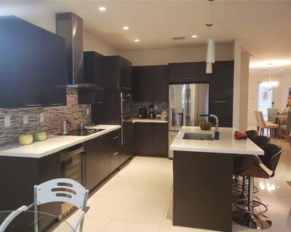 6307 Nw 104th Path Unit #6307, Doral
