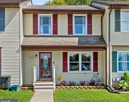 345 Stacy Lee Dr, Westminster