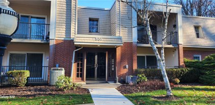 551 Sloop Rd Unit 56, Mccandless