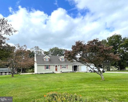 11956 High Point Rd, Felton