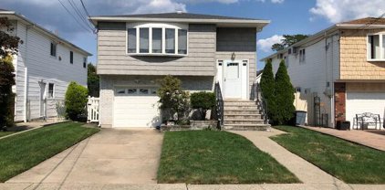 329 Wainwright Avenue, Staten Island