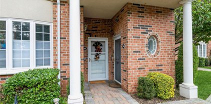 46 Sarah Court Unit #46, Amityville