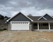 2075 Abbey Road, New London image