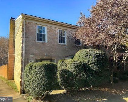 9615 Blake Ln, Fairfax