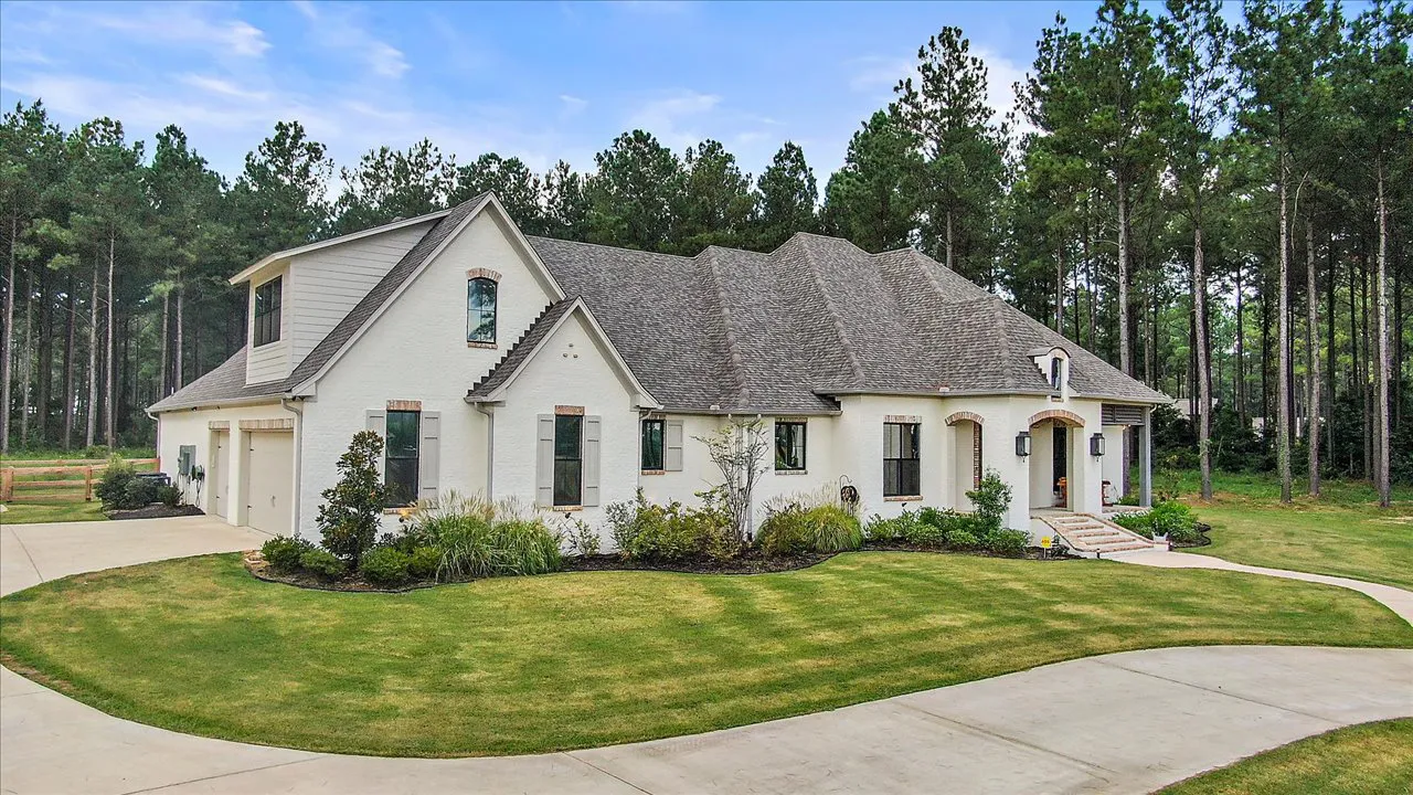 Buy a Central Mississippi home