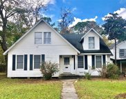 1109 N Pruett Street, Baytown image