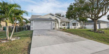 2541 Sw Baer St, Port St. Lucie