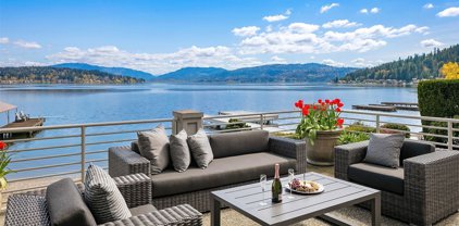 358 W Lake Sammamish Parkway NE, Bellevue
