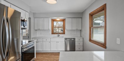5840 Decatur Avenue N, New Hope
