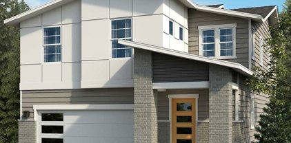 10525 SE 107th Place Unit #8, Kent