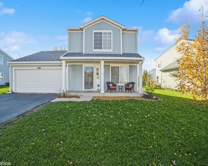 684 Fairview Lane, South Elgin